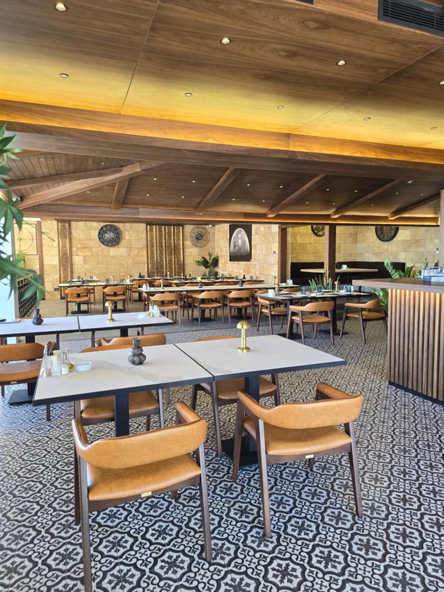 Maximus Hotel Byblos Exterior photo