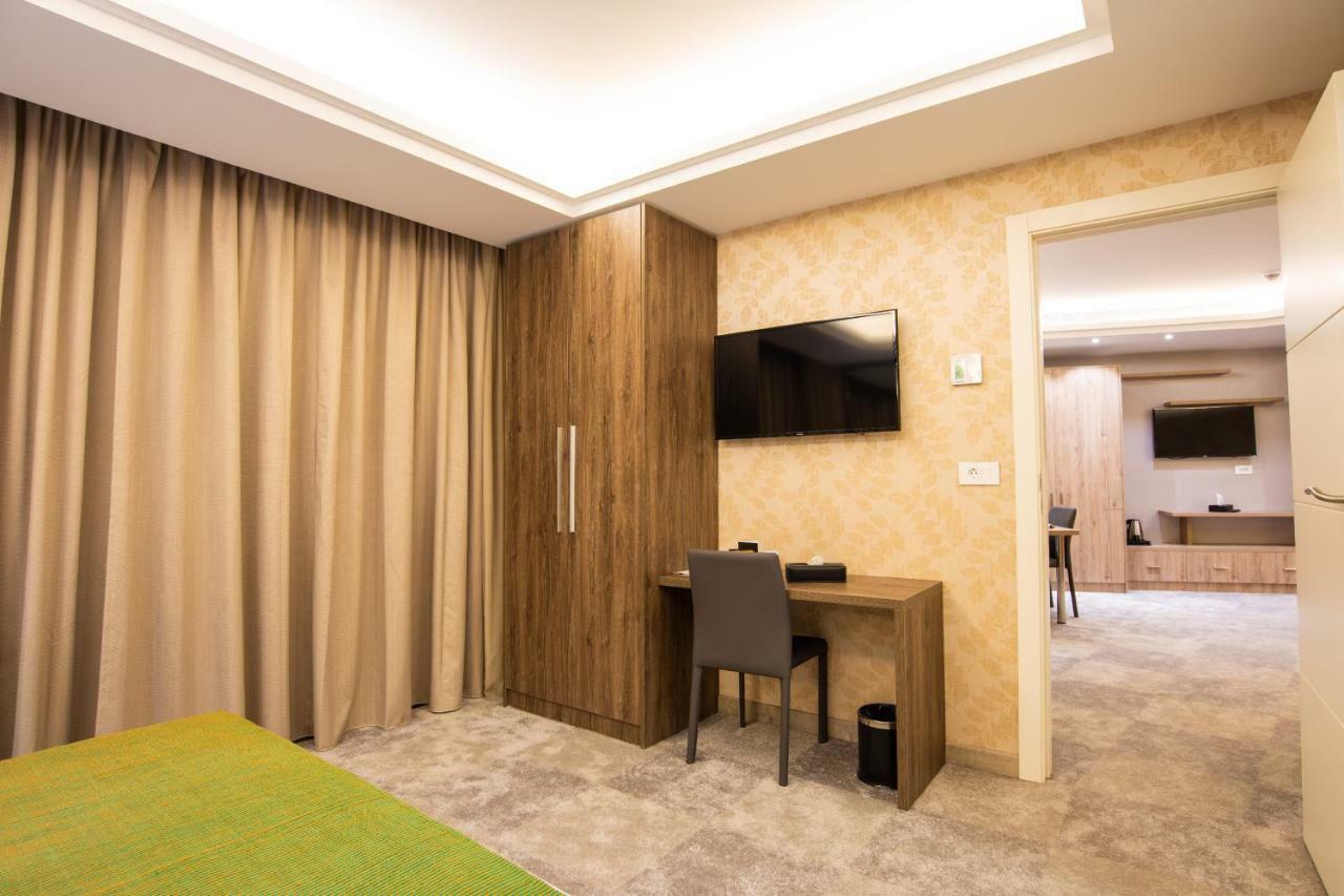 Maximus Hotel Byblos Exterior photo